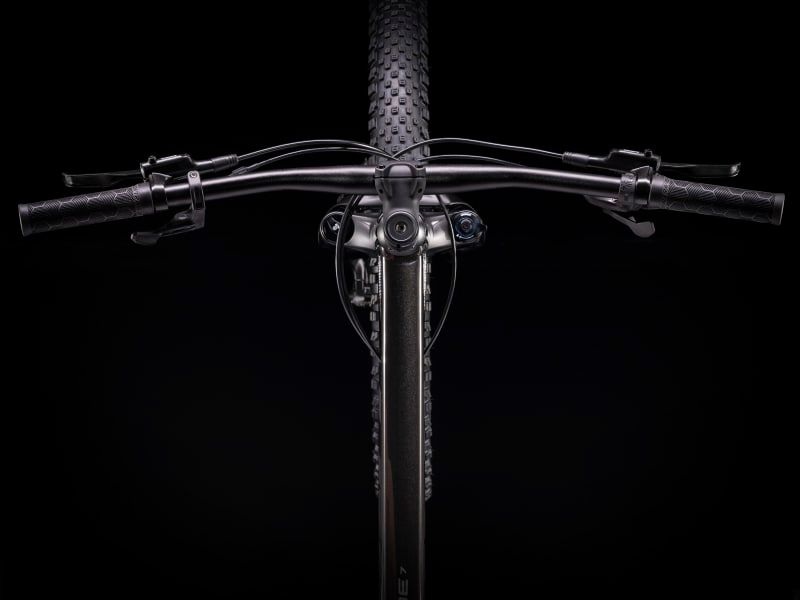 Велосипед Trek ROSCOE 7 BK черный 2021 M 585986-21 фото