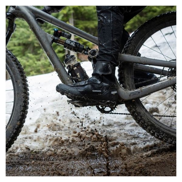 Велообувь зимняя Shimano MW502 черный 48 ESHMW502MCL01S48000 фото