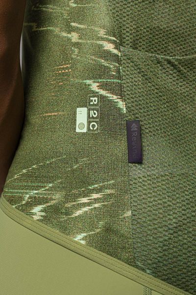 Жилетка Gobik PLUS 2.0 MEN OLIVE GREEN S 10-04-001-120-10 фото